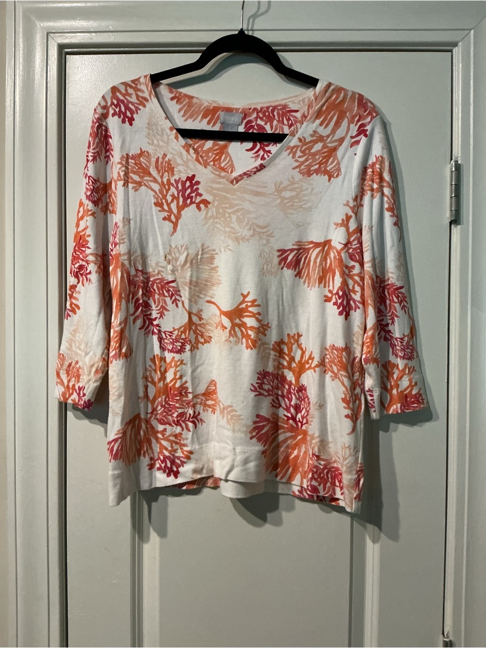 Chico's White V-Neck Tunic with Coral & Orange Botanical Print - Picture 1 of 3
